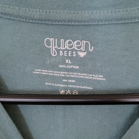 Queen Bees Crop Top - Picture 5 of 5